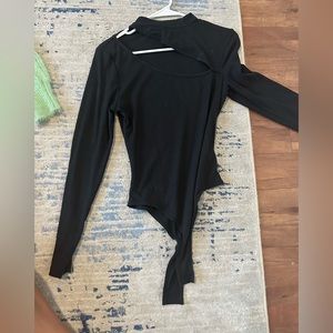 size m black long sleeve body suit